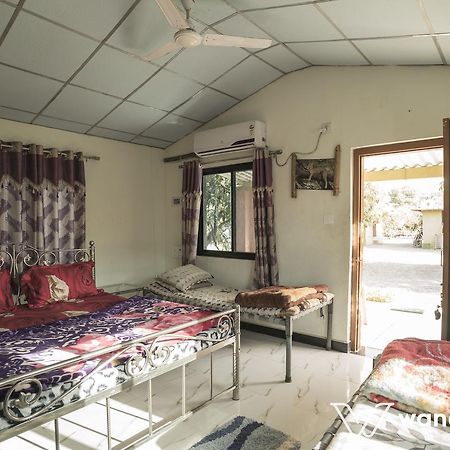 Lookout Villa - A Wandertrails Stay Sasan Gir Dış mekan fotoğraf
